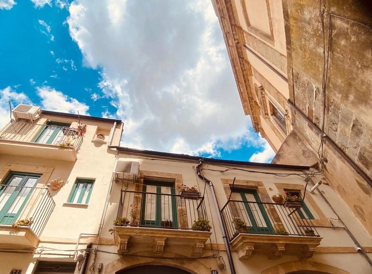Liz House Apartamento Caltagirone Exterior foto