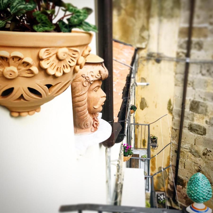 Liz House Apartamento Caltagirone Exterior foto